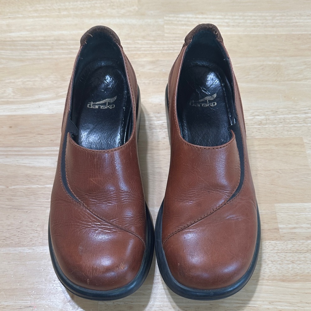 Dansko Women's Tan Leather Mules
